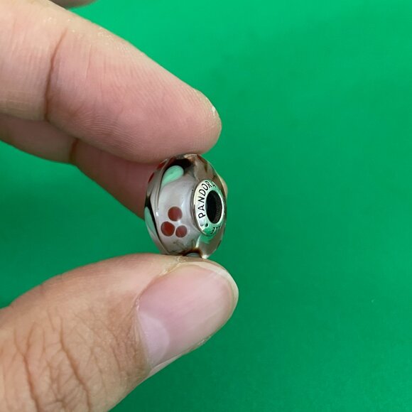 PANDORA Christmas Holly Glass Murano Charm - Picture 2 of 5